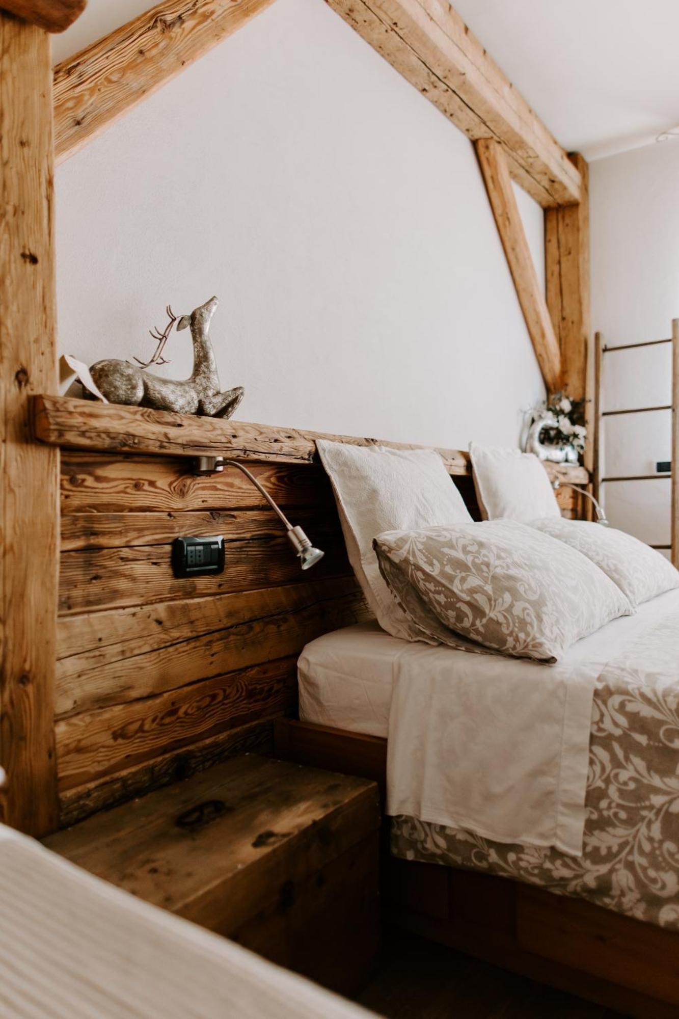 Fra Rose E Mughi Bed & Breakfast โดเม็จเจ ดิ กาโดเร ภายนอก รูปภาพ